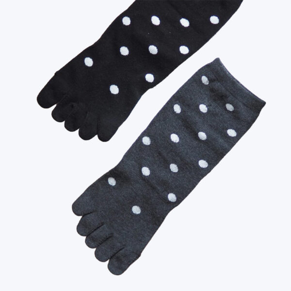 MIT台灣製 精梳棉一體成型1/2腳跟五指襪 立體編織