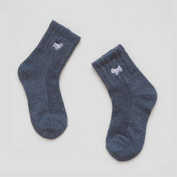 MIT台灣製 精緻刺繡精梳棉簡約素色童襪 13-16cm