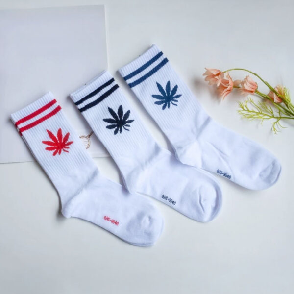 白色中筒襪 | MIT台灣製 精梳棉2/2純棉女襪 細條葉子款 襪子 小腿襪